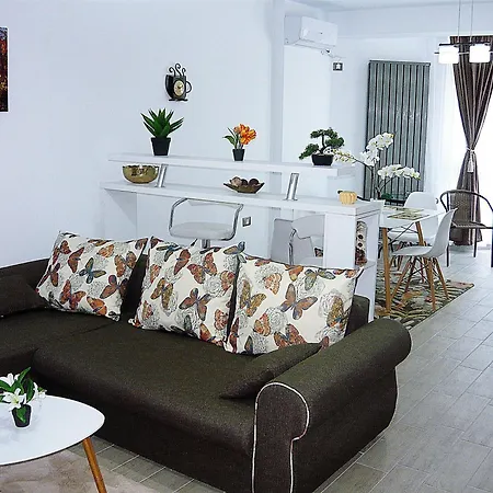 Apartament Sunny Holiday By Alz *