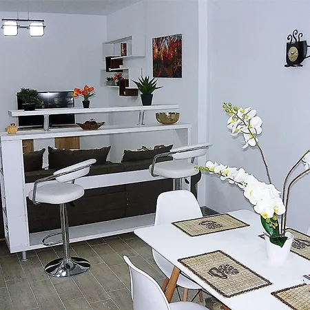 Apartament Sunny Holiday By Alz