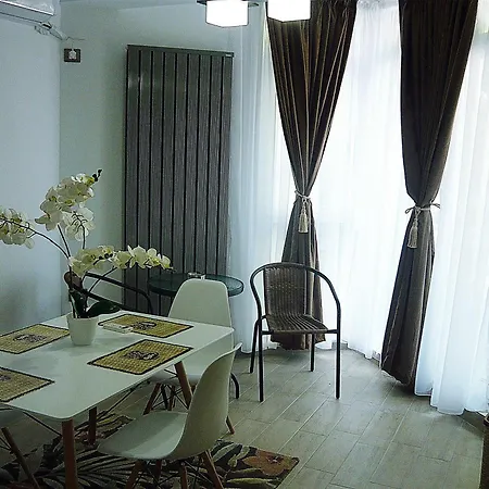 Apartament Sunny Holiday By Alz Apartman *